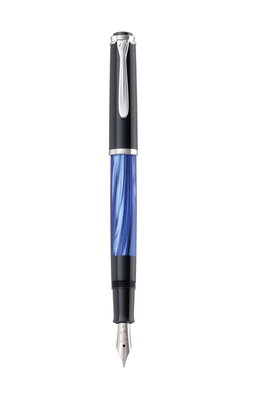 Pelikan 801904 - Penna Stilografica Linea M205 Classic, Blu Marmorizzato/Nero, Dettagli Argento Silver, Pennino in Acciaio Inossidabile, Dimensione EF, in confezione regalo