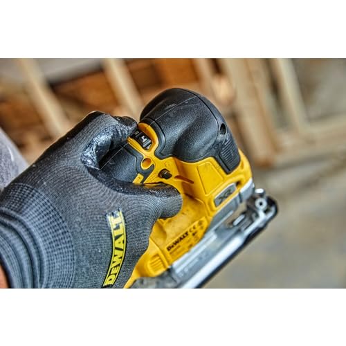 DeWALT DCS334N-XJ Seghetto alternativo