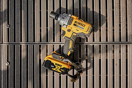 DEWALT DCF894P2-QW Avvitatore ad impulsi attacco 1/2” 18V - DOTAZIONE: 2 batterie XR Litio 5.0Ah, caricabatterie, valigetta TSTAK.