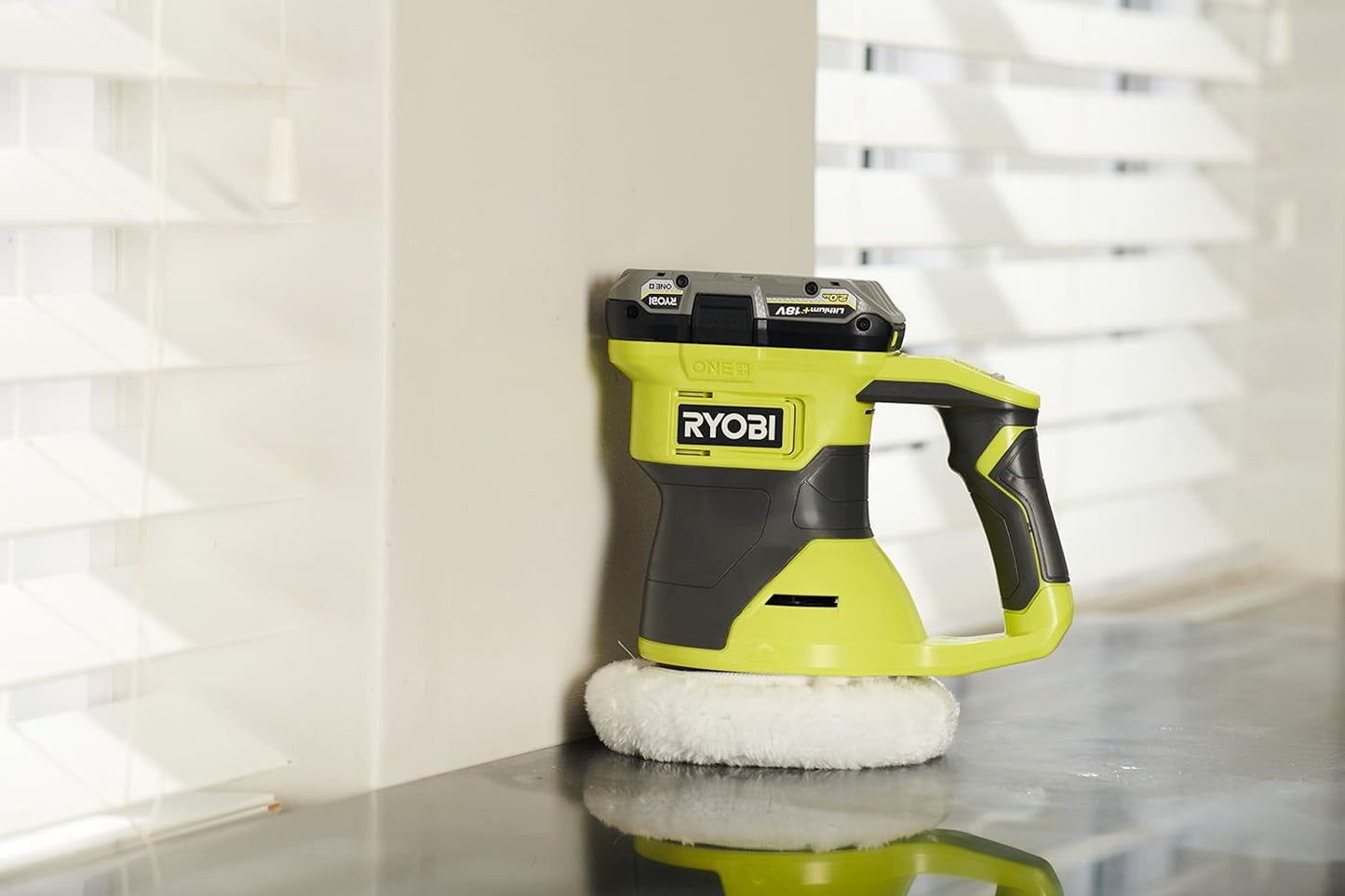 Ryobi RBP18150-0 Lucidatrice 150 mm 18V, Batteria Non Inclusa, Lucidatrice Auto a Batteria, Motore Fino a 4.600 orbite/min, 2 Velocità, Diametro Platorello 150 mm