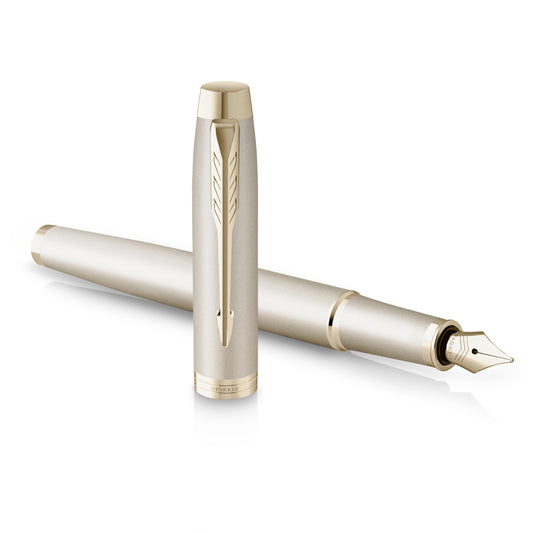 Parker Penna stilografica monocromatica IM | inchiostro blu | finitura e puntale champagne | punta fine | confezione regalo