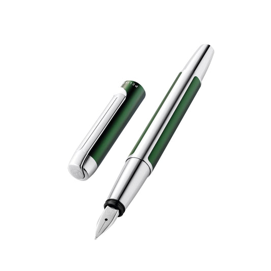 Pelikan Penna stilografica Pura P40, verde foresta, piuma EF (extra fine), penna stilografica di alta qualità in confezione regalo, 822831