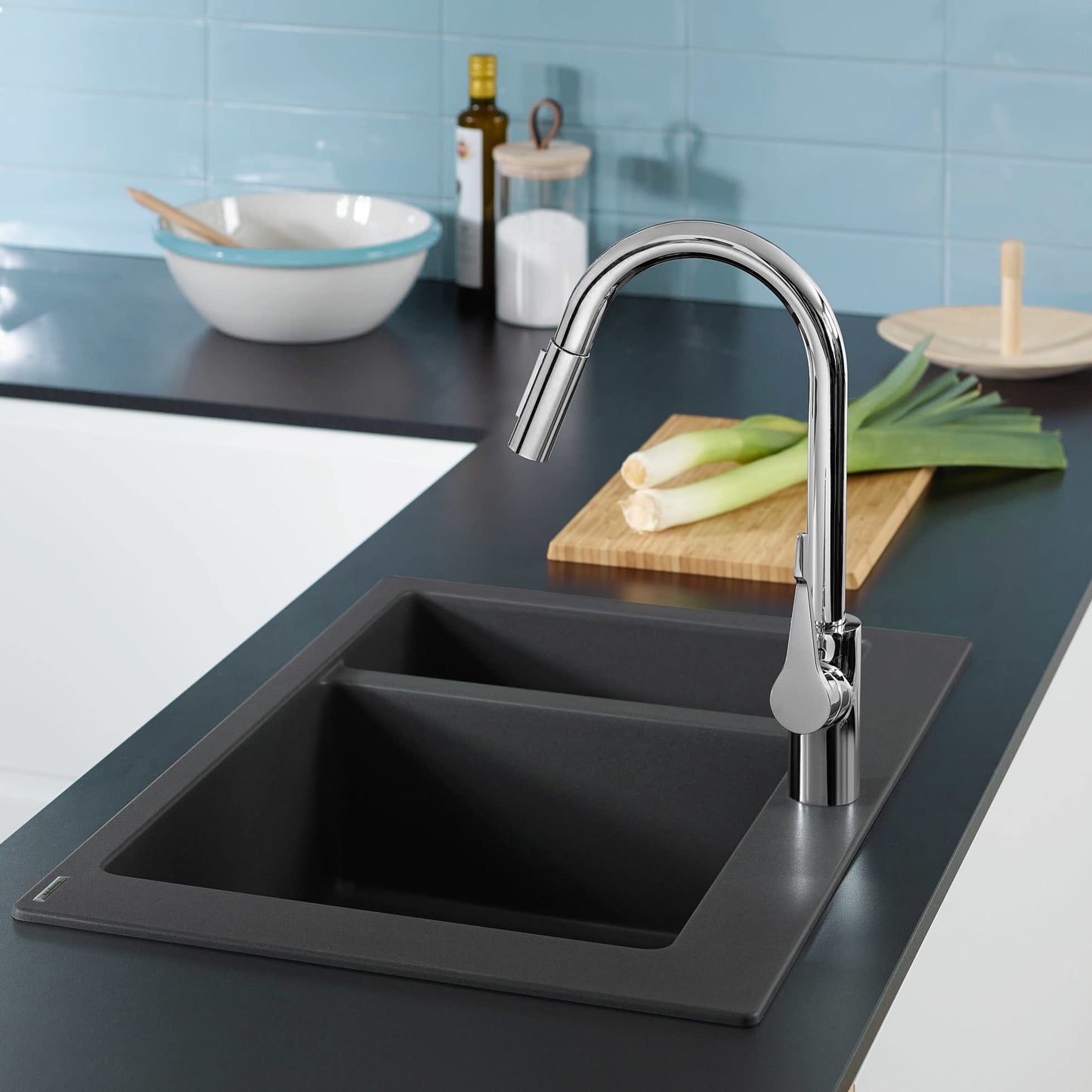 hansgrohe Cento - Rubinetto da cucina con doccetta estraibile (2 getti), Miscelatore cucina con altezza bocca, Rubinetto monocomando con bocca girevole, cromo, 14803000