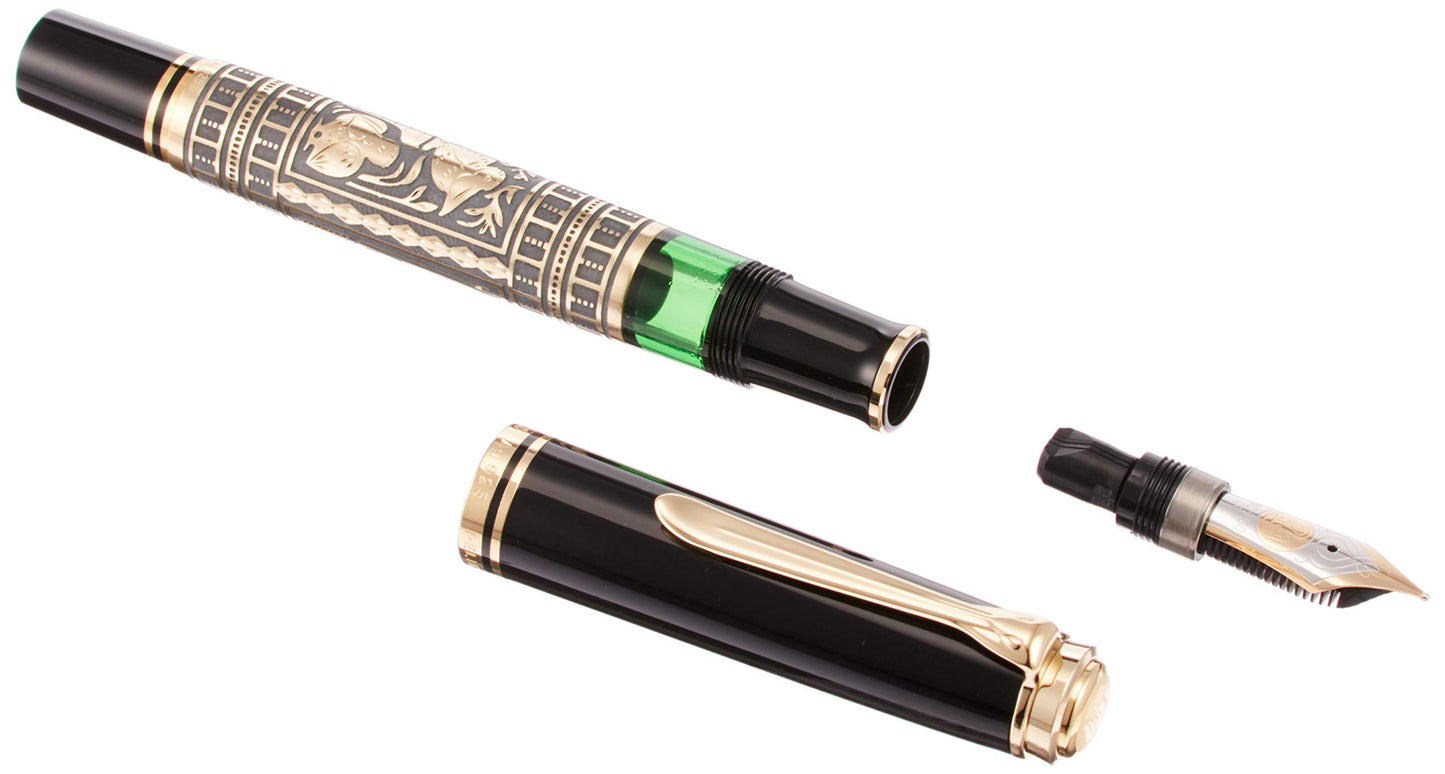 Pelikan M900 Penna Stilografica Toledo 900 Pennino Ef in Cofanetto Regalo, Nero