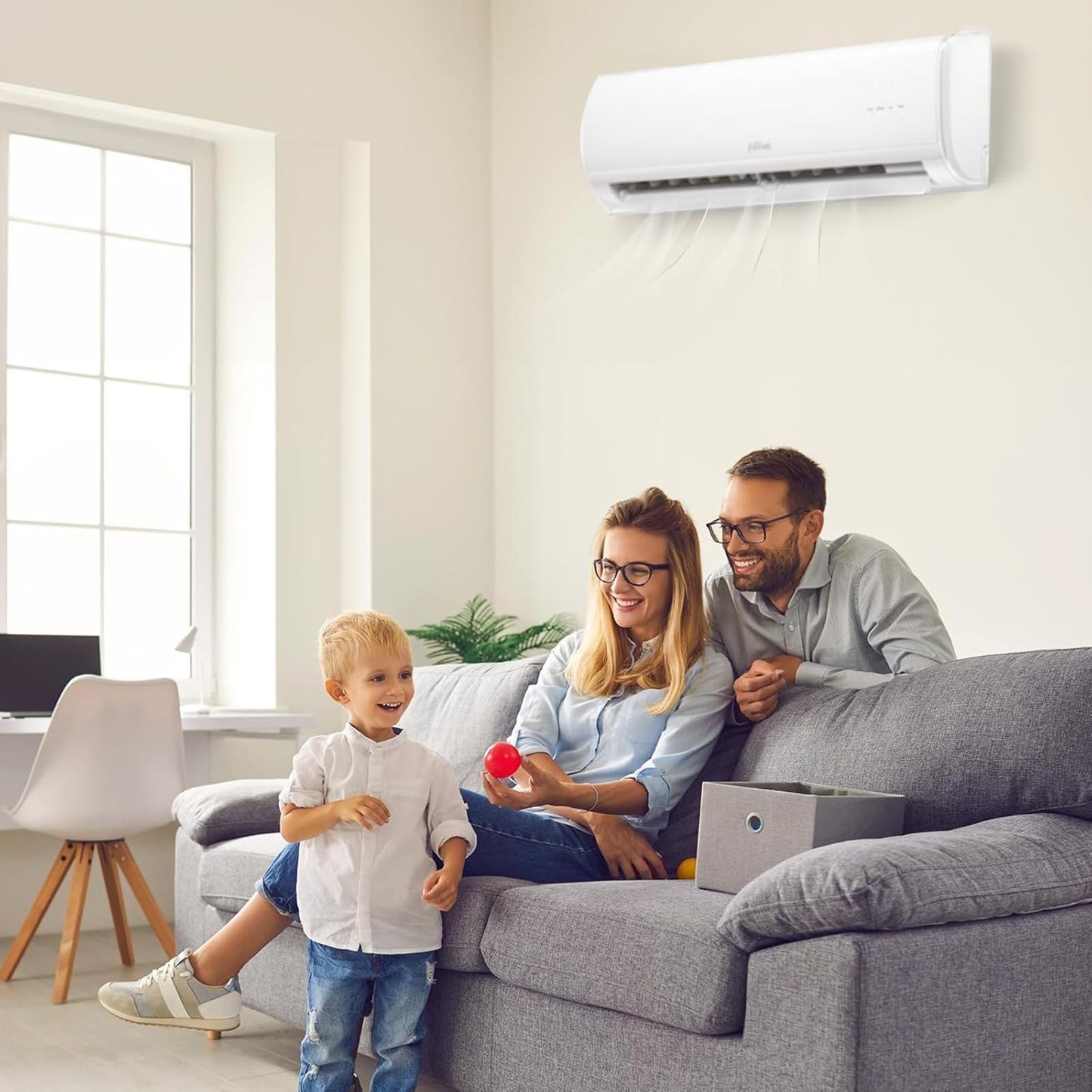 Condizionatore Monosplit Ferroli 9000 BTU AMBRA S Inverter con Unità Interna ed Esterna - Auto Pulizia e Telecomando con App - Pompa di Calore - R-32 Wi-Fi - Classe Energetica A++