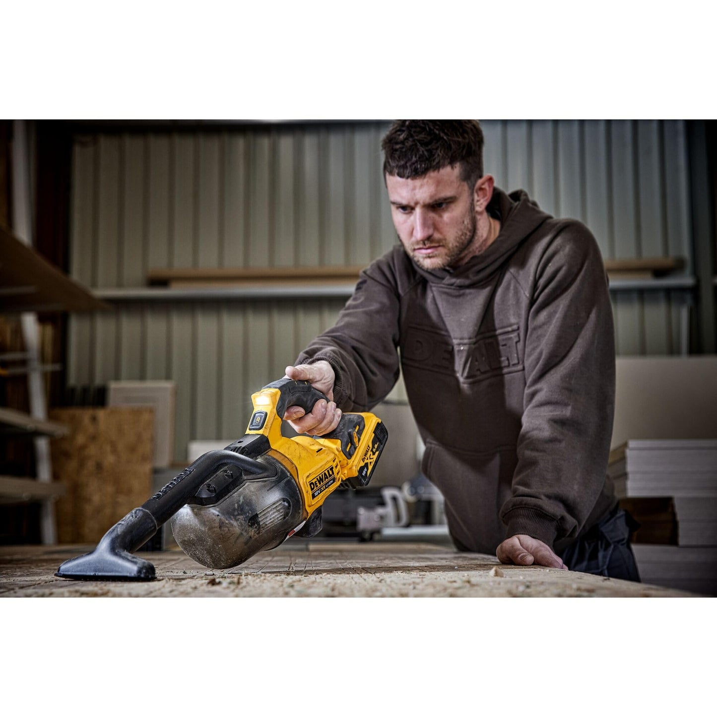 DeWalt DCV501LN-XJ - Aspiratore per solidi classe L XR 18V, Con prolunga per pavimenti e accessori, Include borsa per il trasporto, Senza caricatore/batteria