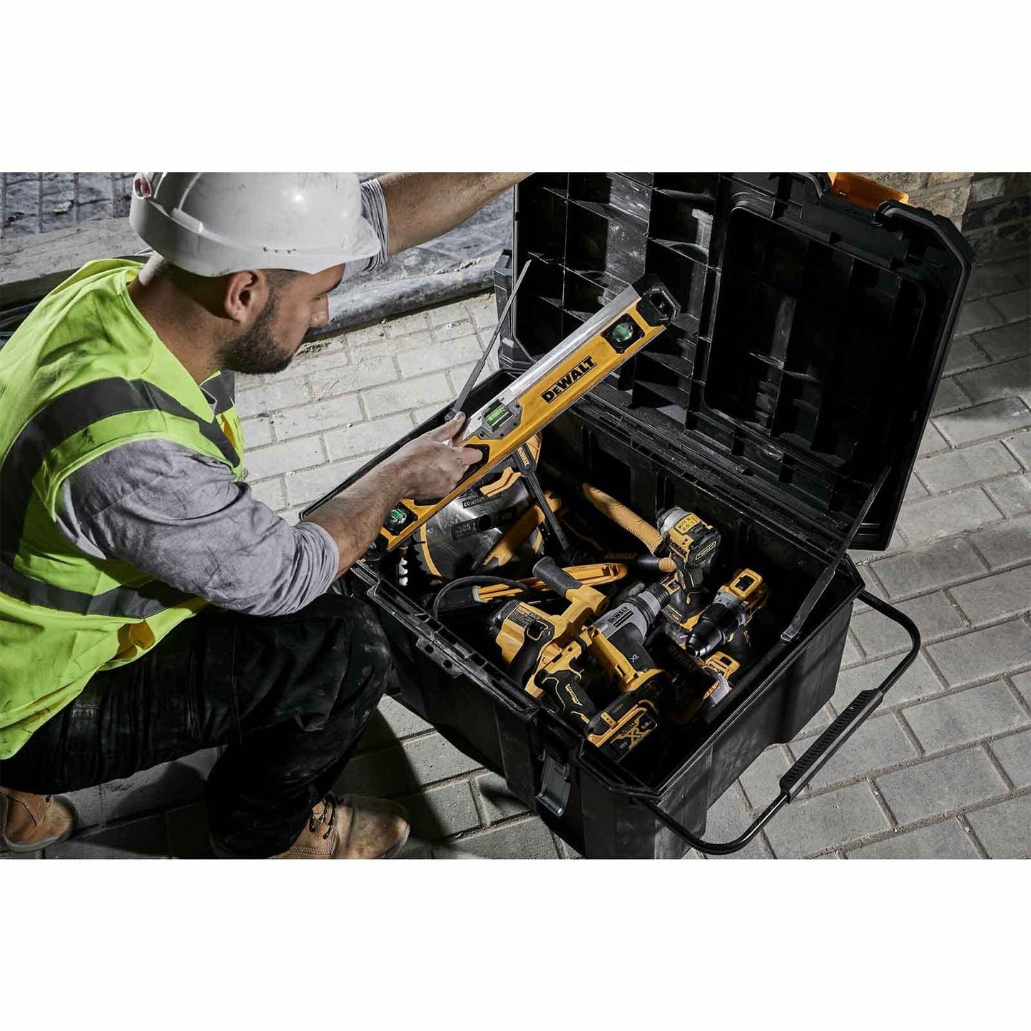 DeWalt TSTAK - Cassetta portautensili resistente da 100 l