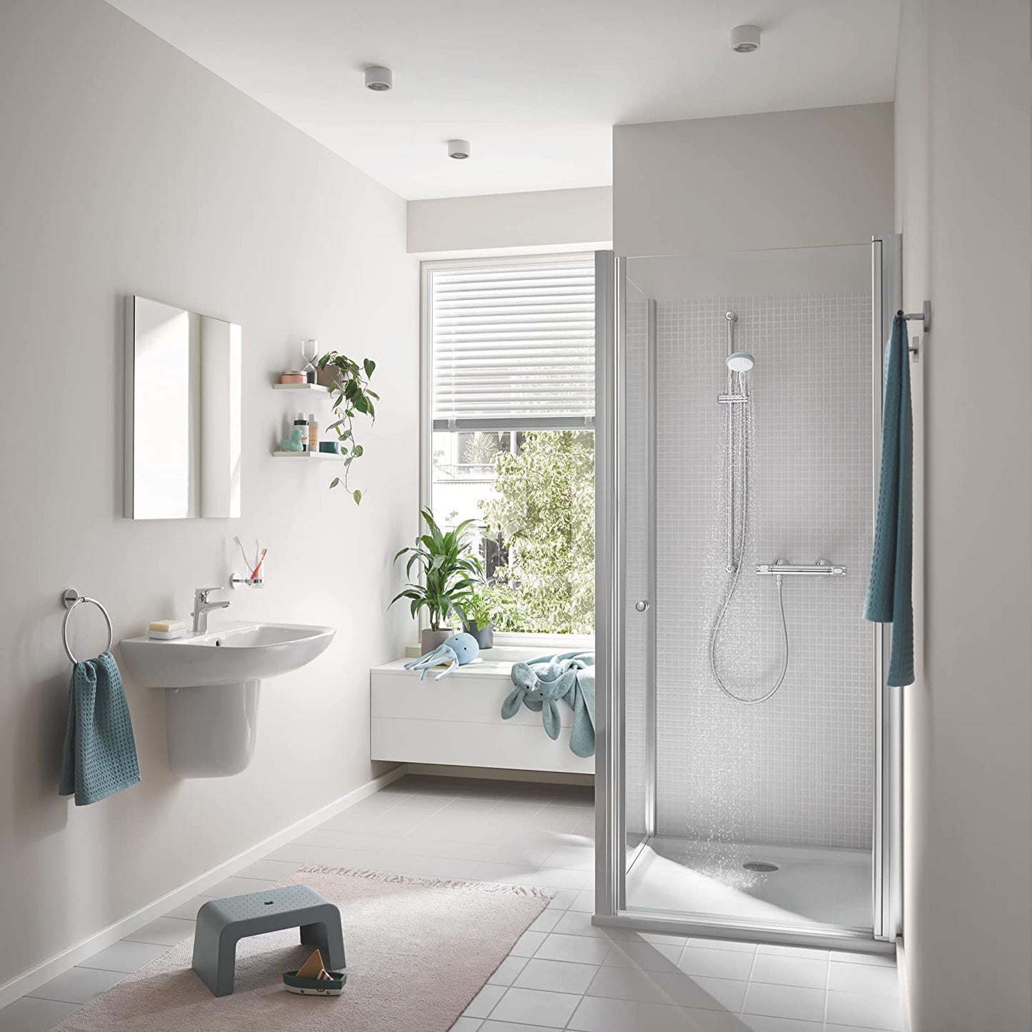 GROHE QUICKFIX, Precision Flow Miscelatore termostatico per doccia, con tecnologia Water Saving e GROHE Ecobutton, blocco di sicurezza a 38°,Cromo, 34840000