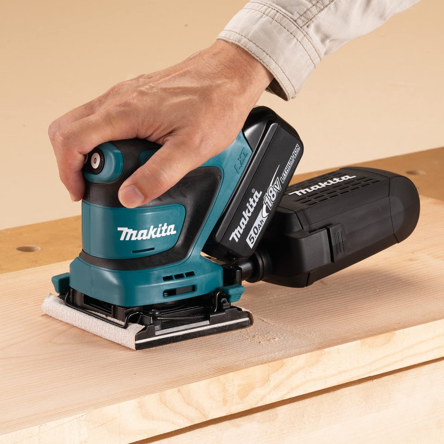 Makita DBO481Z Levigatrice LXT agli ioni di litio da 18 V, batterie e caricabatterie non inclusi