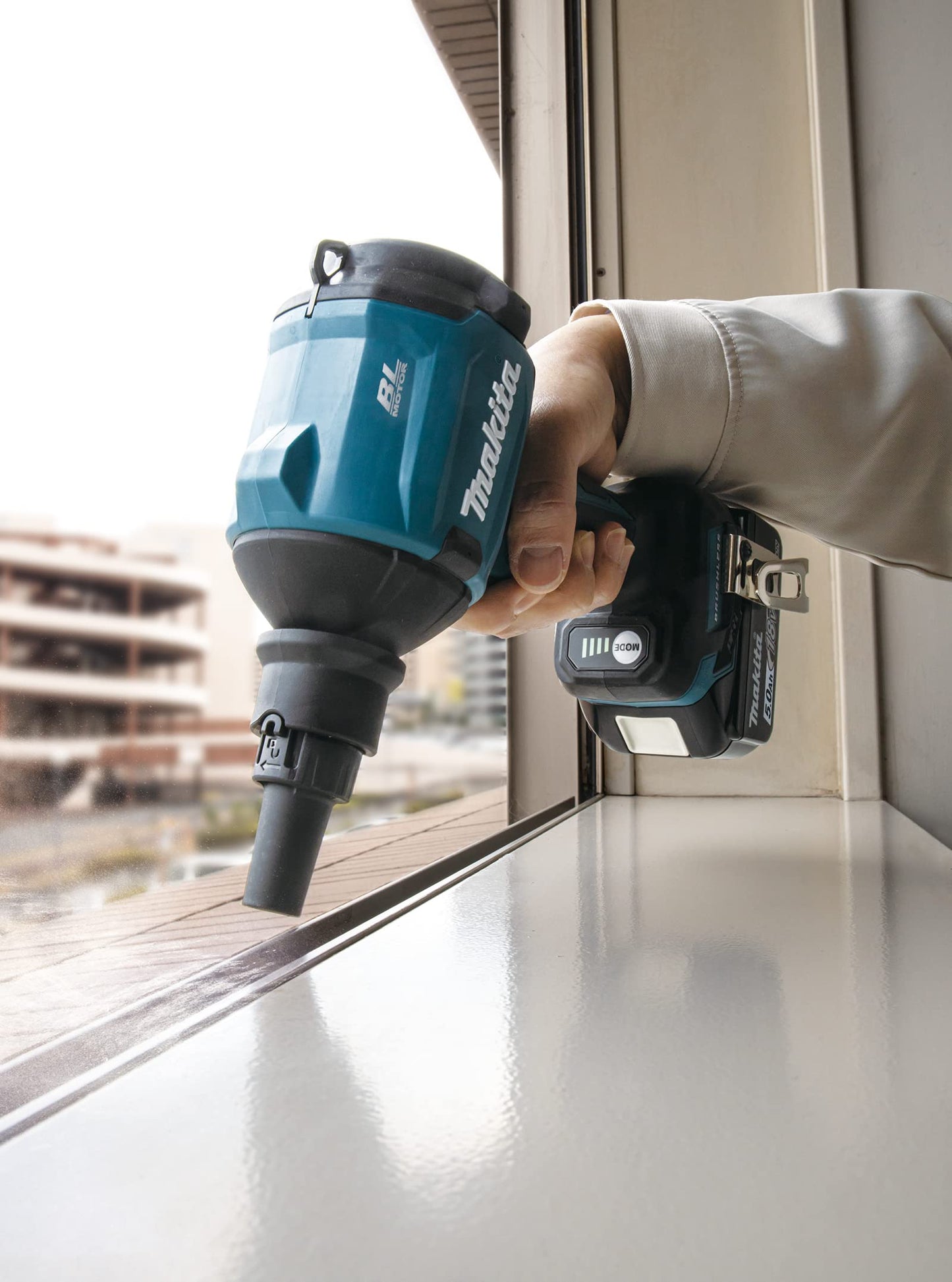 Makita DAS180RT - Soffiatore senza spazzole LXT agli ioni di litio, 18 V, con 1 batteria da 5,0 Ah e caricabatterie