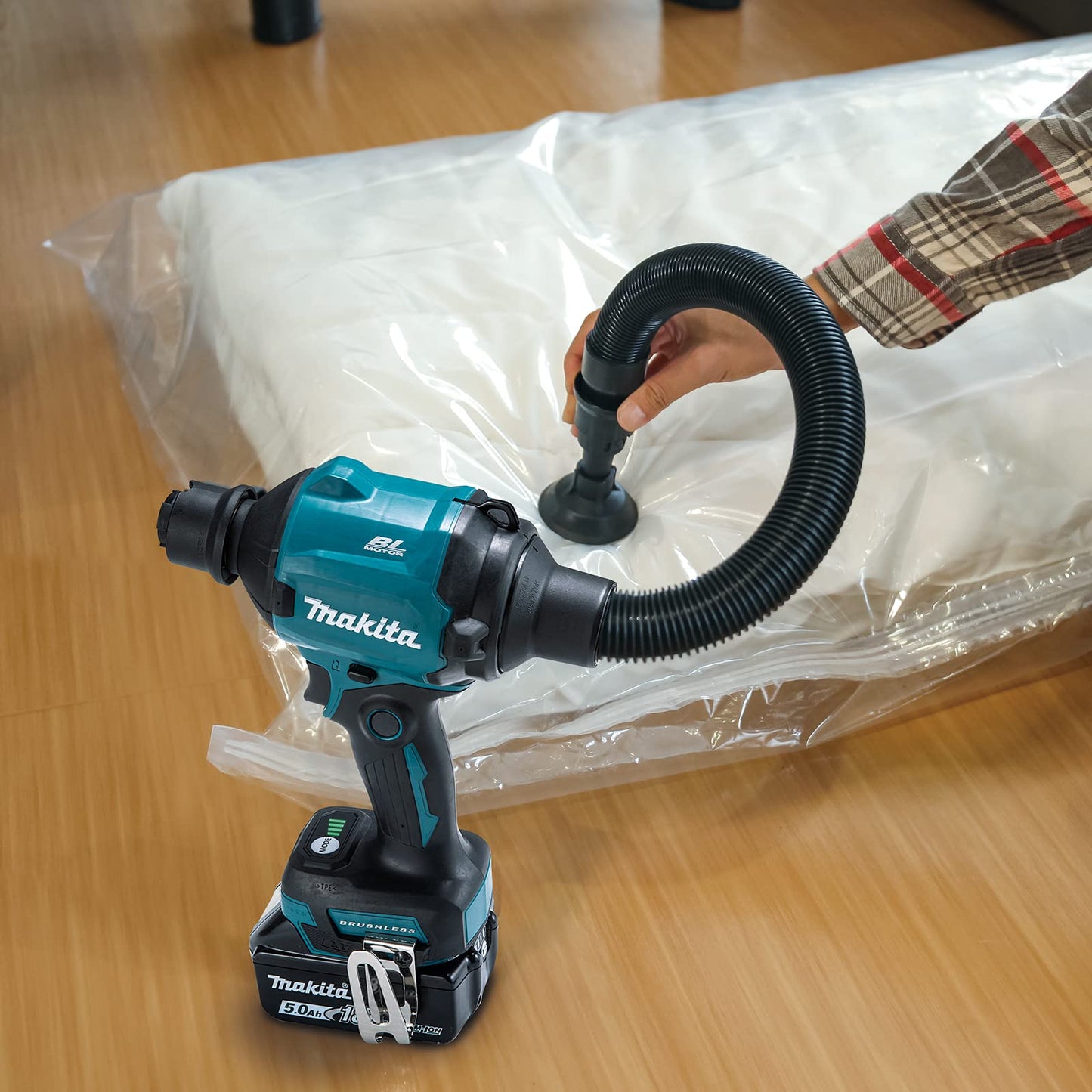 Makita DAS180RT - Soffiatore senza spazzole LXT agli ioni di litio, 18 V, con 1 batteria da 5,0 Ah e caricabatterie