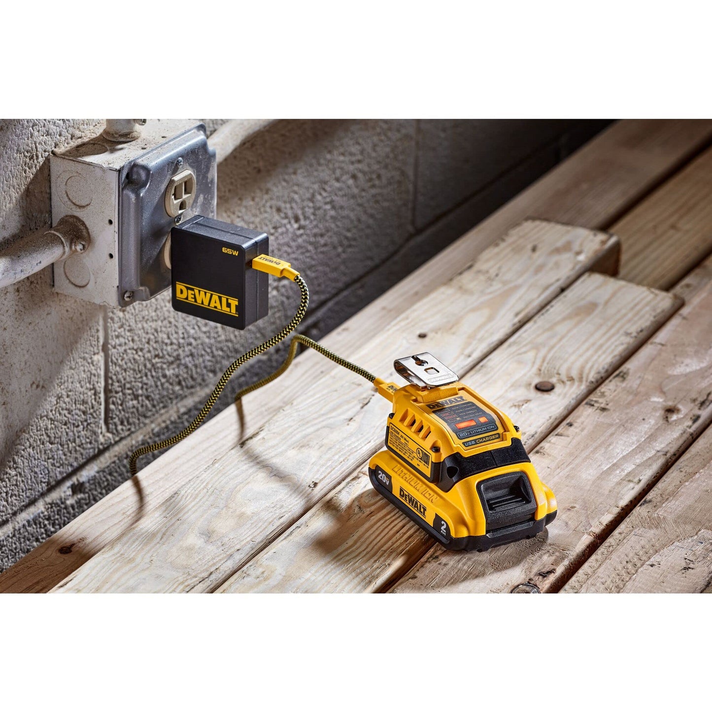 Dewalt Dcb094K-Qw Adattatore Caricabatterie Usb 18V