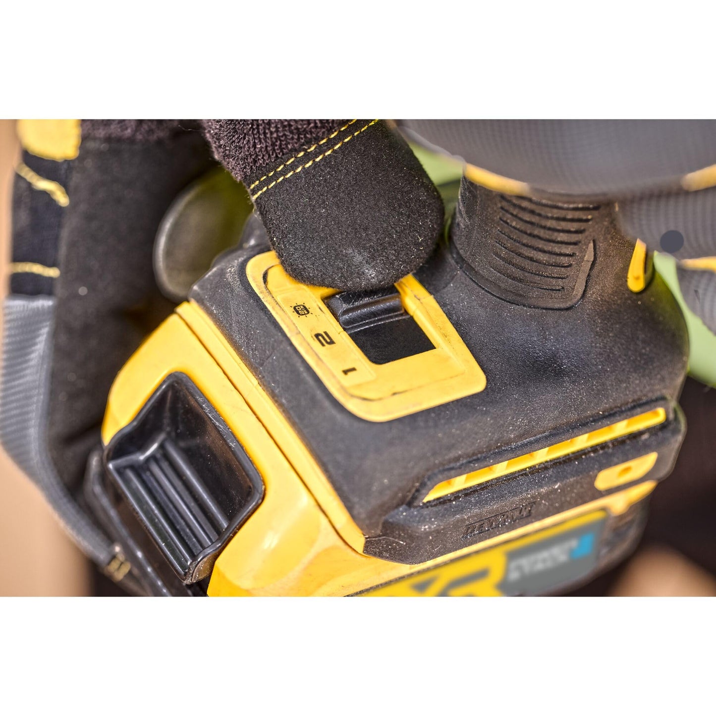 DEWALT Avvitatore a impulsi idraulico senza spazzole 18V XR, singola unità, DCF870N-XJ