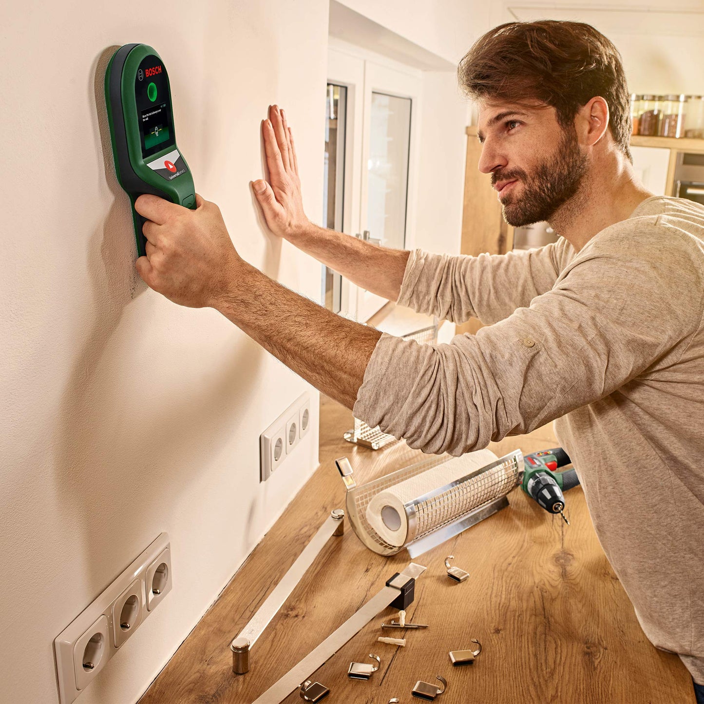 Bosch rilevatore UniversalDetect (display con guida passo-passo per una facile maneggevolezza, rilevatore cavi e strutture)