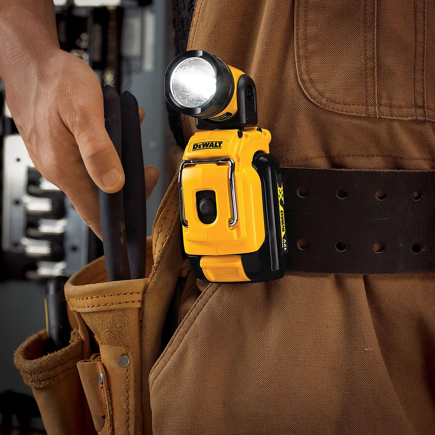 DEWALT 10,8V Torcia LED a batteria con testa rotante, DCL510N-XJ