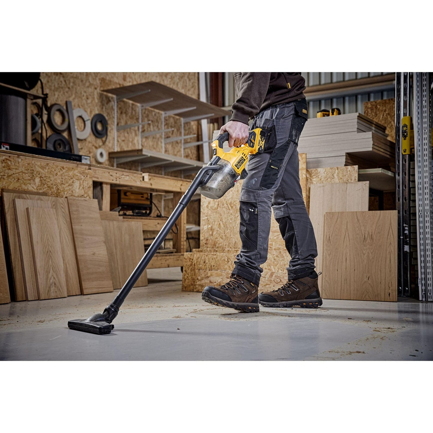 DeWalt DCV501LN-XJ - Aspiratore per solidi classe L XR 18V, Con prolunga per pavimenti e accessori, Include borsa per il trasporto, Senza caricatore/batteria