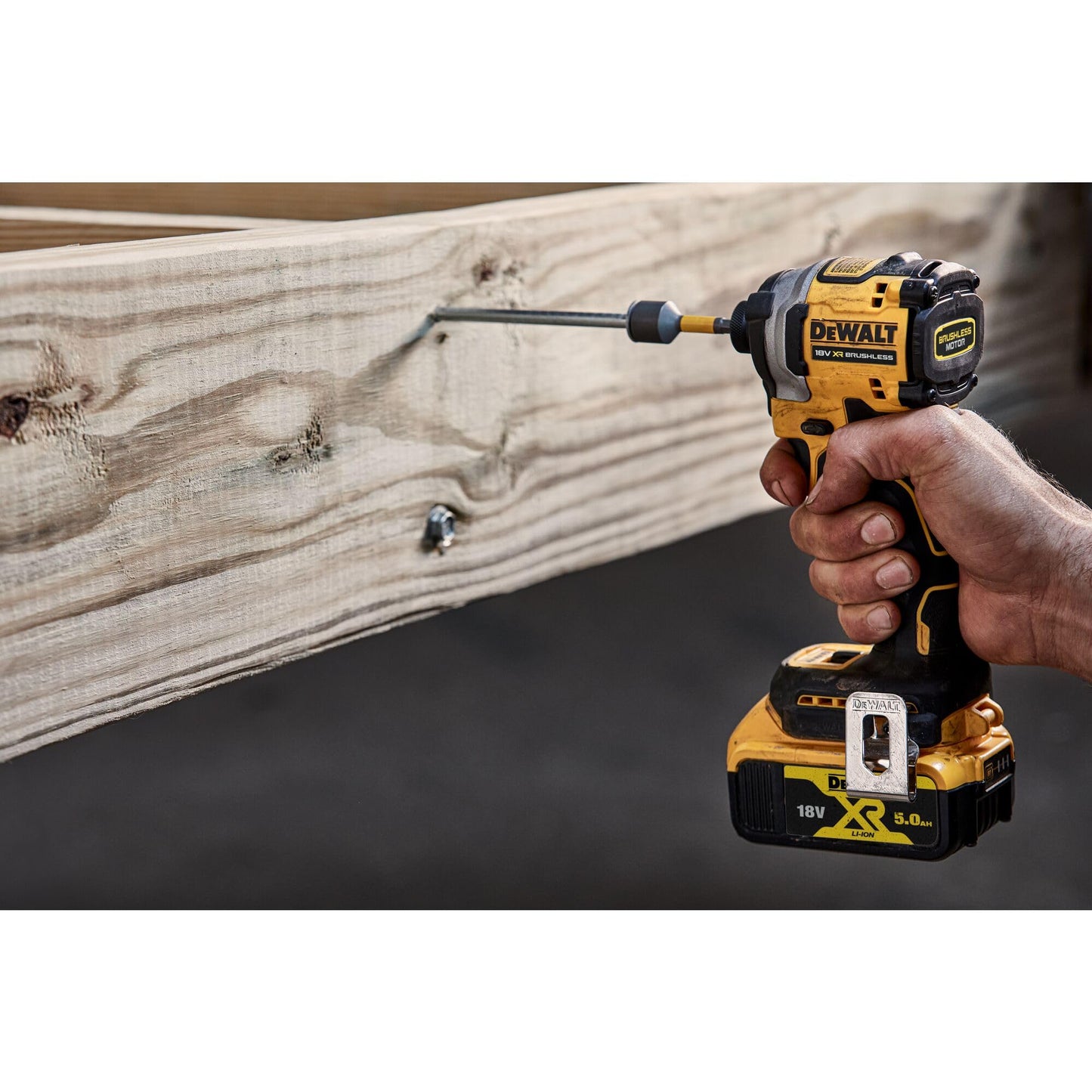 DEWALT DCF850NT-XJ,Avvitatore ad impulsi compatto 3 velocità 18V XR BRUSHLESS attacco 1/4”. Coppia di serraggio 205Nm