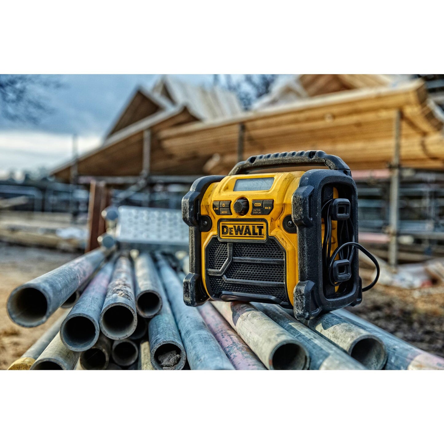 DEWALT Radio Stereo digitale FM e DAB+ (digital audio broadcasting), DCR020-QW