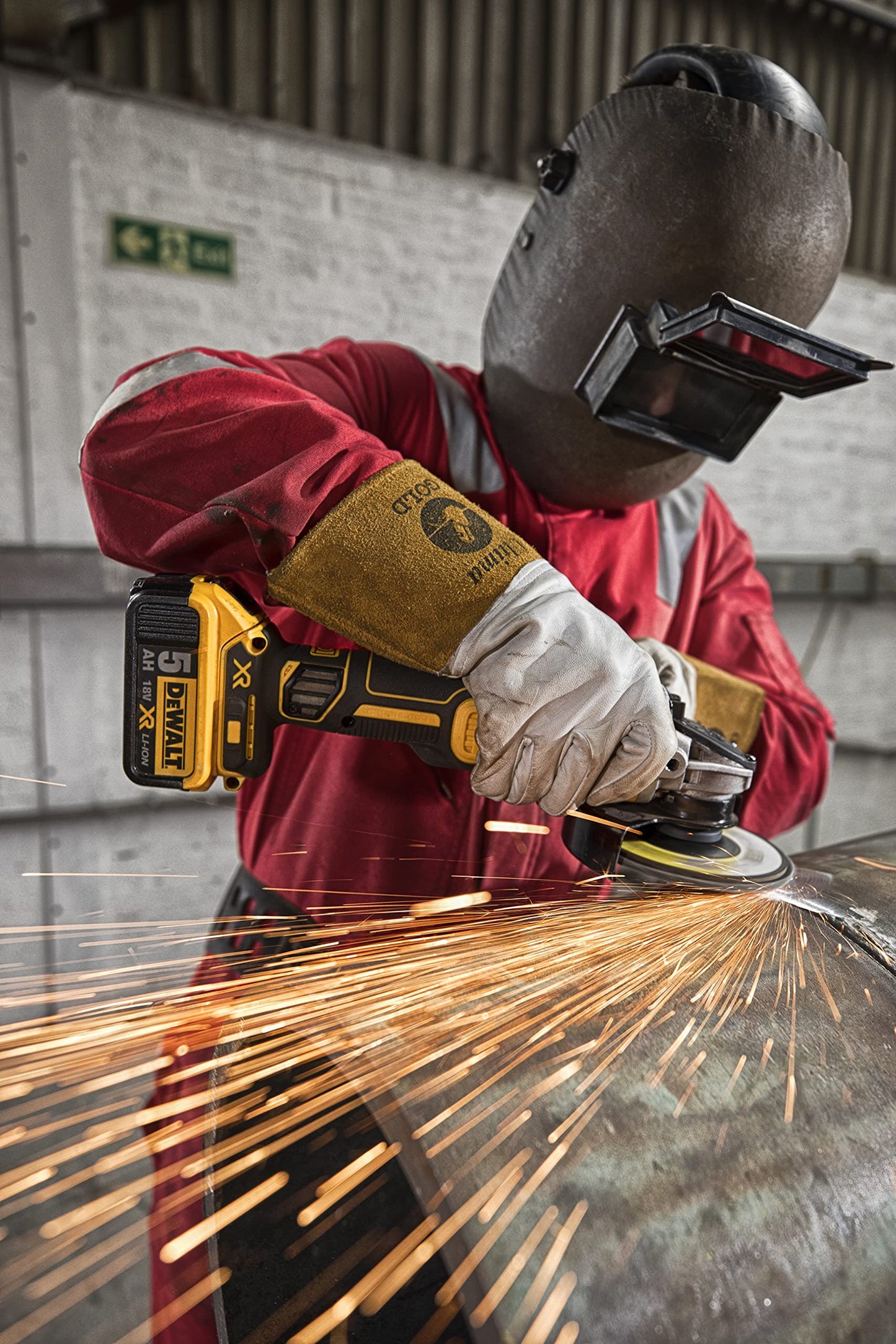 DEWALT Smerigliatrice in valigetta TSTAK, senza batterie e caricabatterie, DCG405NT-XJ