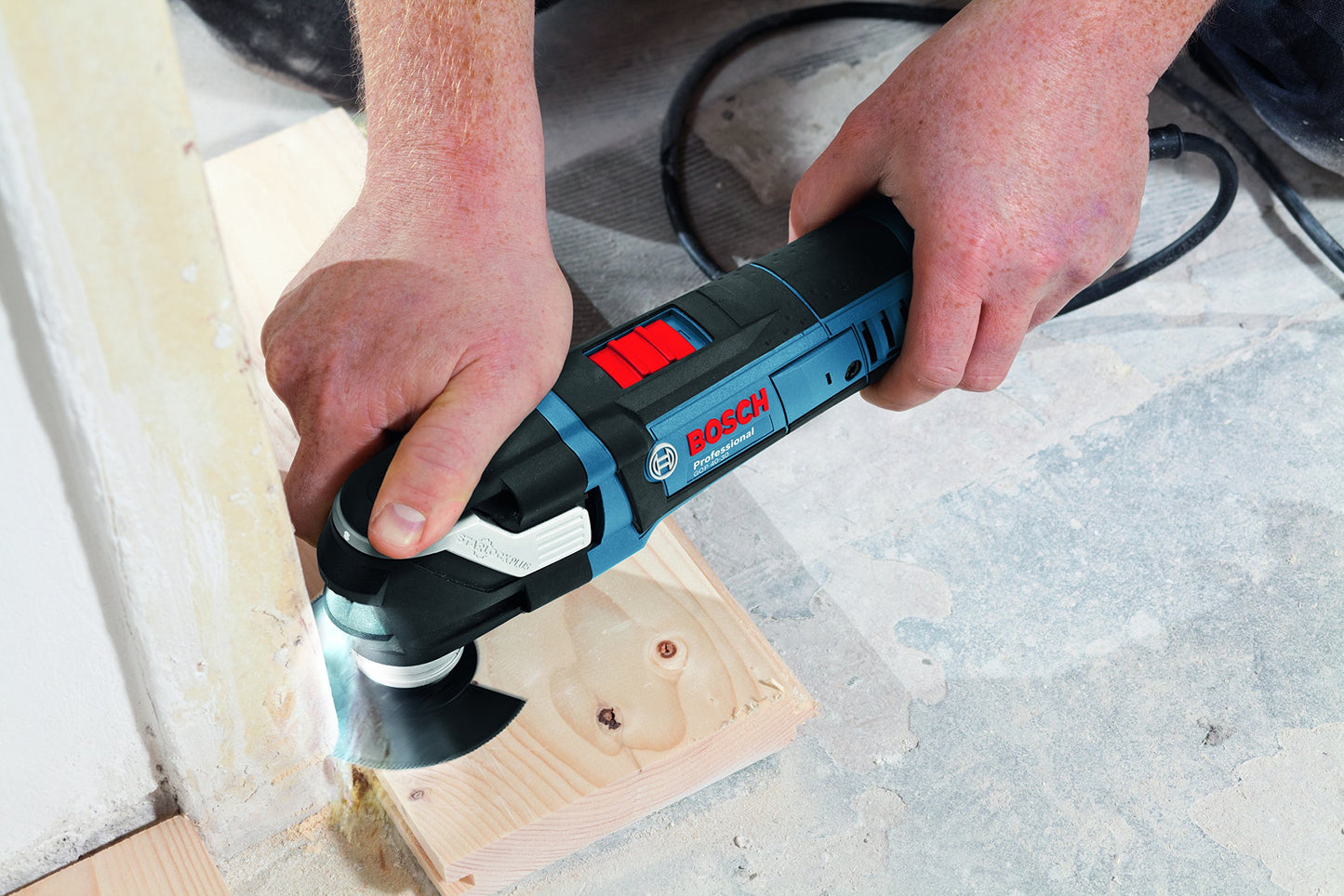 Bosch Professional Multitool Gop 40-30 (Starlock Plus, Motore da 400 Watt, in Valigetta L-Boxx)