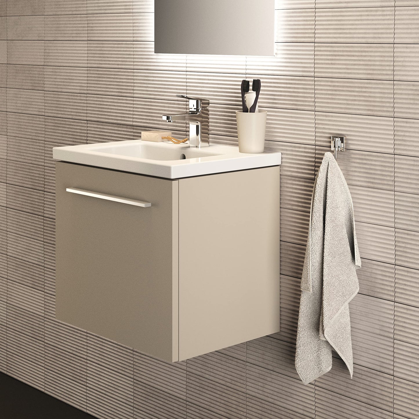 Ideal Standard - i.life S Lavabo Top da 51cm con profondità ridotta a soli 38 cm. Mobile e sifone d'arredo da acquistare separatamente. Bianco